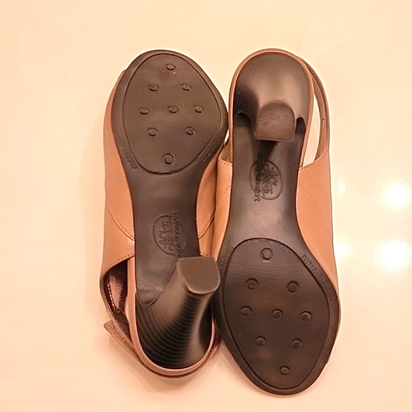 LIKE NEW*** Life Stride Ciara Heels Size 8 1/2 - Picture 4 of 7